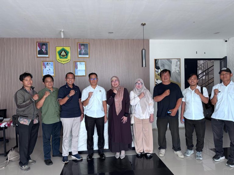 ILUNI SMANSA Cibinong Audensi ke Dispora, Matangkan Persiapan Jalan Sehat II