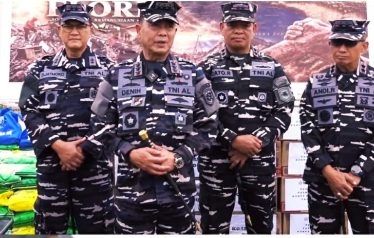 Koarmada III Kirim Bantuan Kemanusiaan untuk Warga Terdampak Gempa NTT